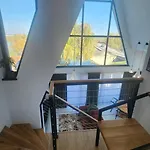 Agrey Frame * Βουκουρέστι