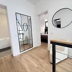 Апартаменты Agrey Frame