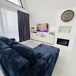 Agrey Frame Bükreş