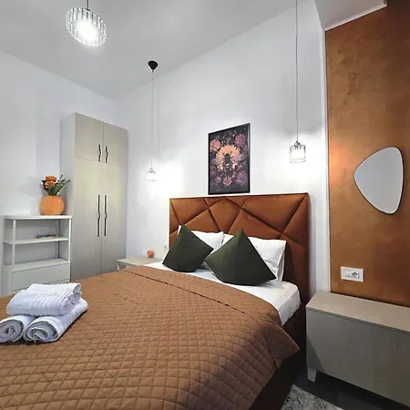 Agrey Frame Bucharest