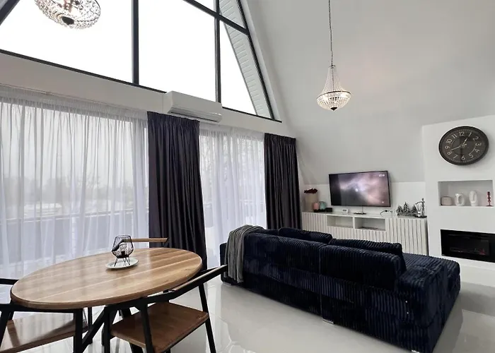 Apartament Agrey Frame *