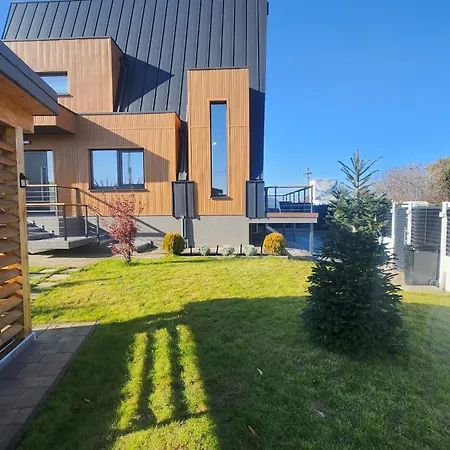 Agrey Frame * Bukurešť